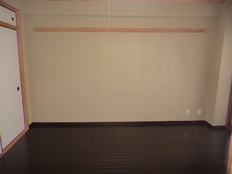 和室の雰囲気を残したまま畳をフローリングにするリフォームの事例写真