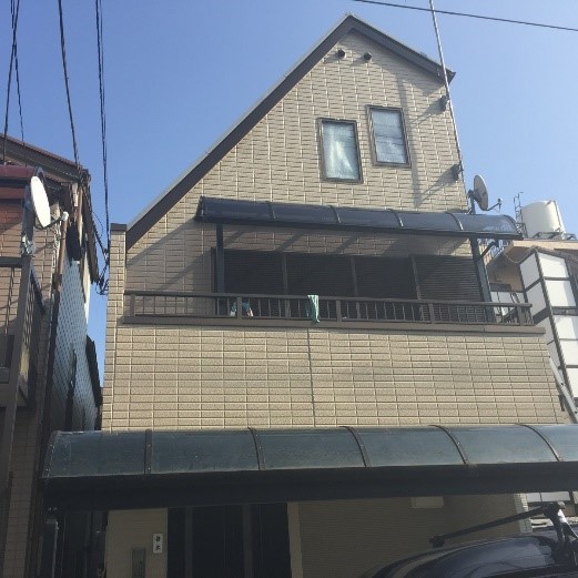 耐久性に優れた塗料を使用した外壁リフォームの事例写真