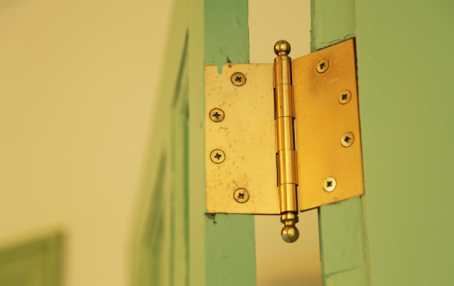 キッチンの扉交換で知りたい事例 費用 注意点を一挙解説 失敗しないリフォーム会社選びは リフォームガイド