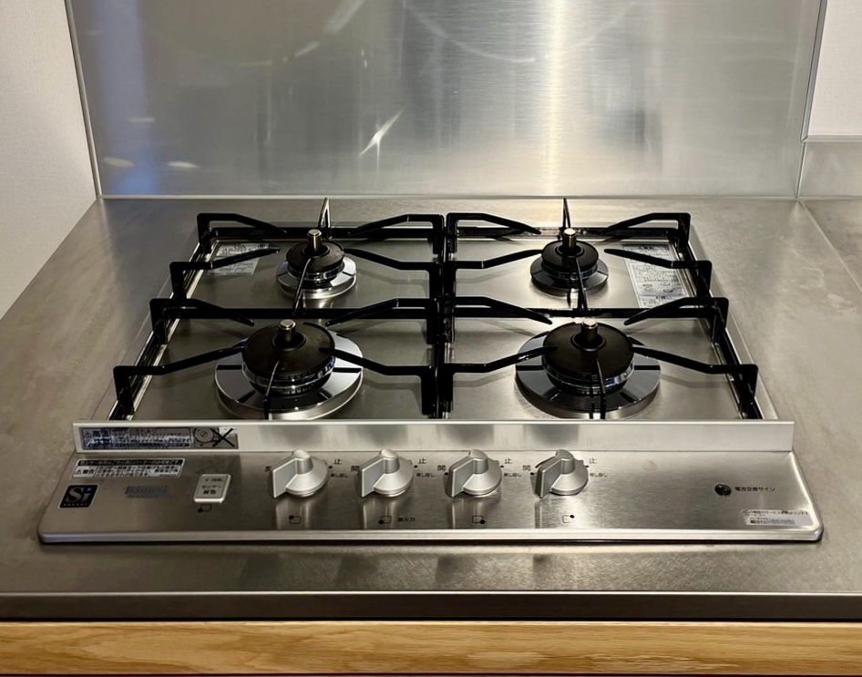 ステンレス天板のコンロ