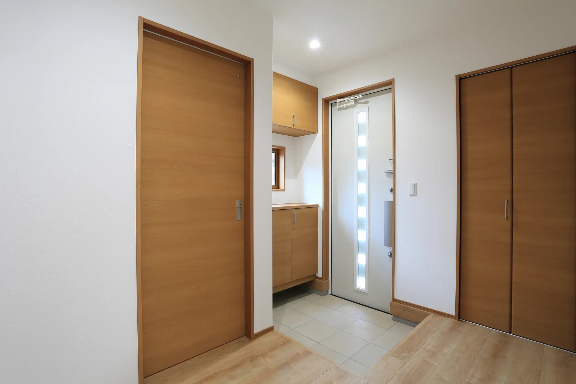 建具リフォームに悩んでいる人必見!費用や選び方を完全解説 建具リフォームに悩んでいる人必見!費用や選び方を完全解説