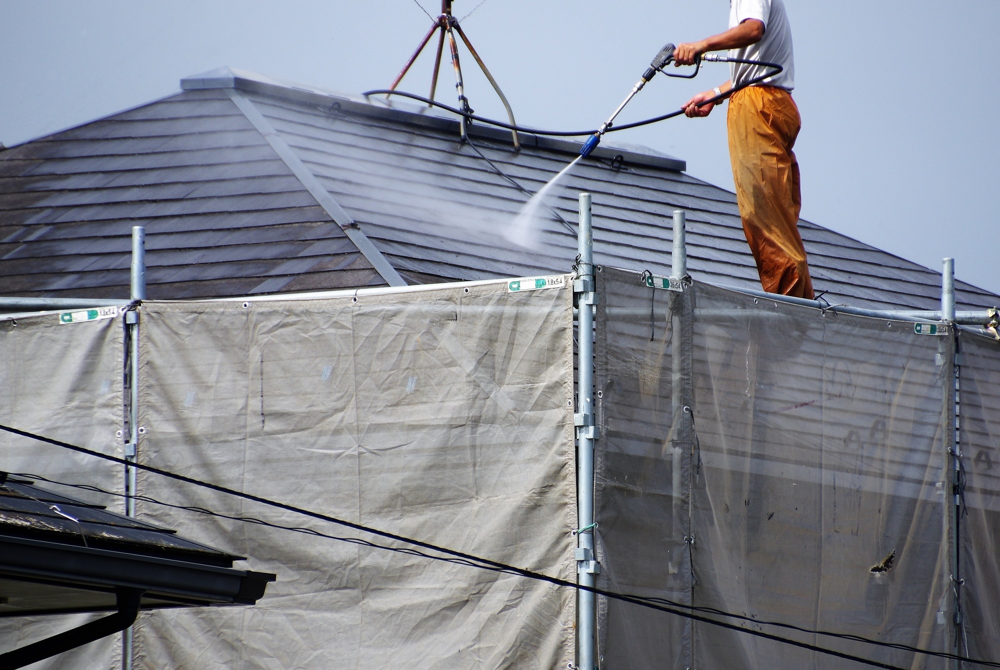 屋根や屋上の防水工事における費用や耐用年数を解説 失敗しないリフォーム会社選びは リフォームガイド
