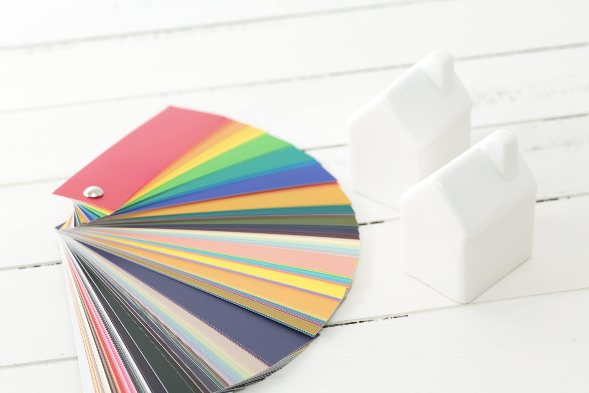 シリコン塗料の特徴やデメリット 費用 耐用年数を徹底解説 失敗しないリフォーム会社選びは リフォームガイド