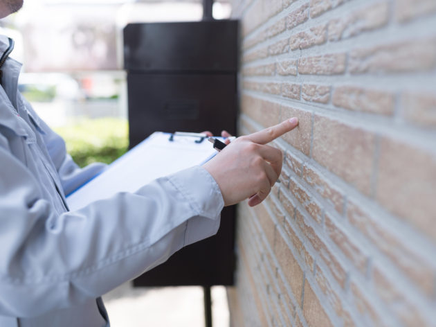 外壁の張り替え費用の相場を知って安く抑える方法を解説 失敗しないリフォーム会社選びは リフォームガイド
