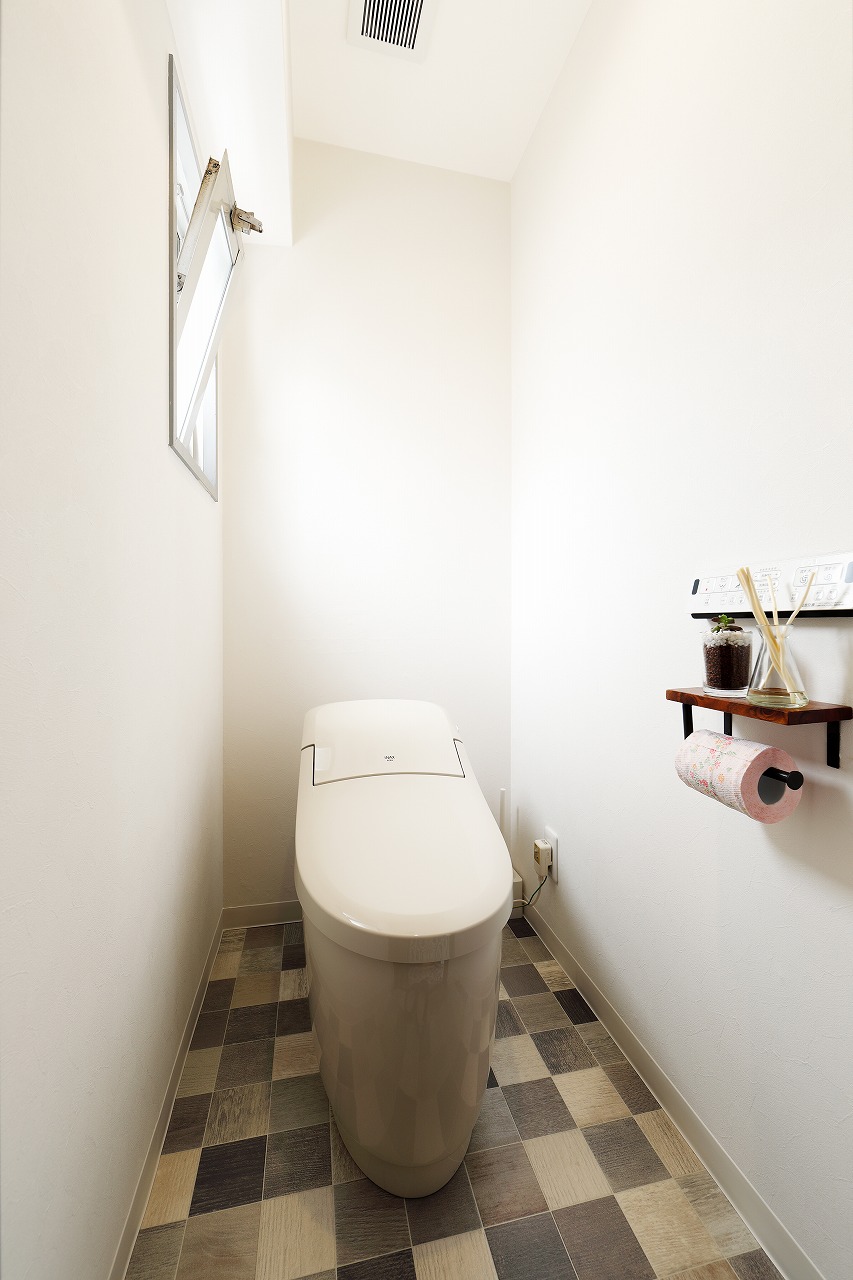 トイレリフォームの費用 おすすめ 事例 業者など詳しく解説 失敗しないリフォーム会社選びは リフォームガイド トイレリフォームの費用 おすすめ 事例 業者など詳しく解説 失敗しないリフォーム会社選びは リフォームガイド