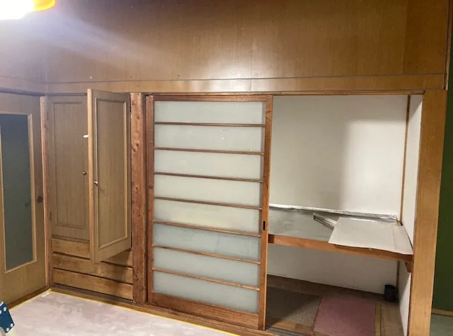 押入れと和ダンスをクローゼットにリフォームした事例