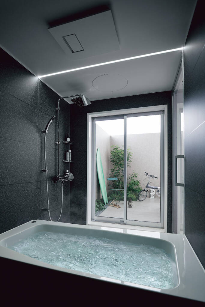 Lクラス/Panasonic